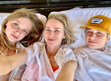 Naomi Watts’ 2 Kids: Meet Sasha and Kai